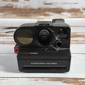 Polaroid Sonar Autofocus 5000 Instant Camera